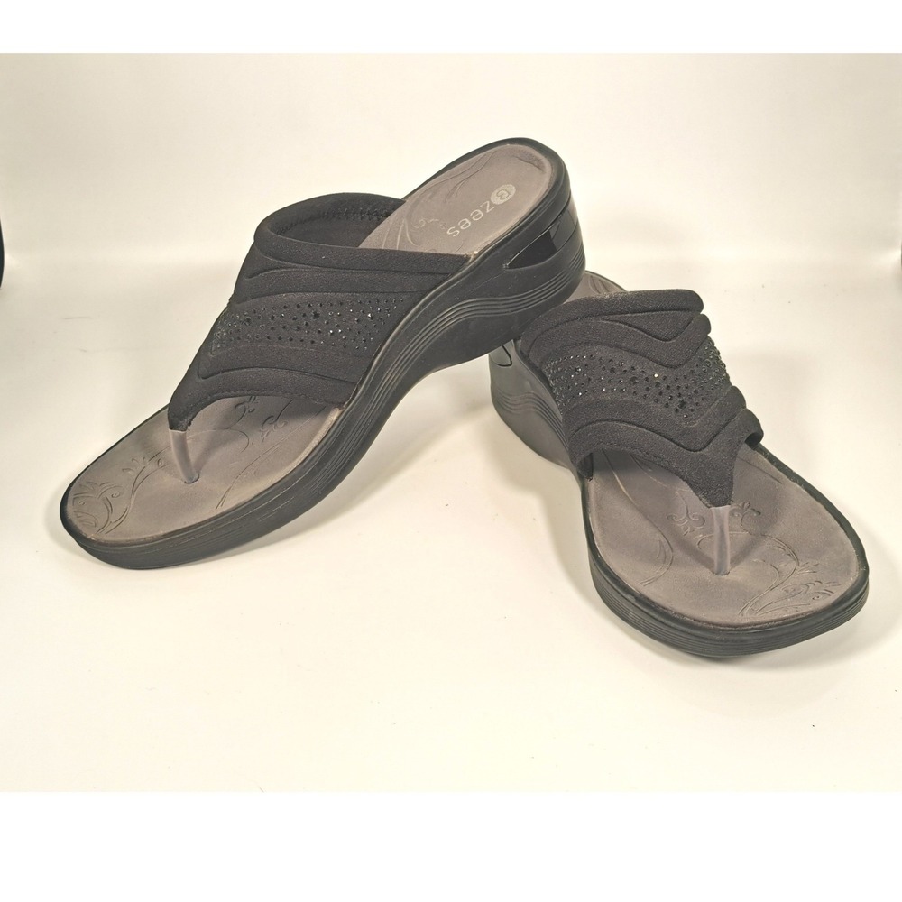 Bzees Dazzle Me Black Rhinestone Wedge Thong Sandals Womens 8.5M Stretch Fabric